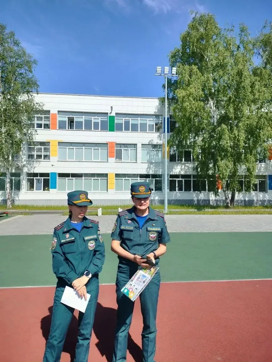 📌В нашем лагере дневного пребывания побывали гости — представители Госпожнадзора: инспектор отделен
