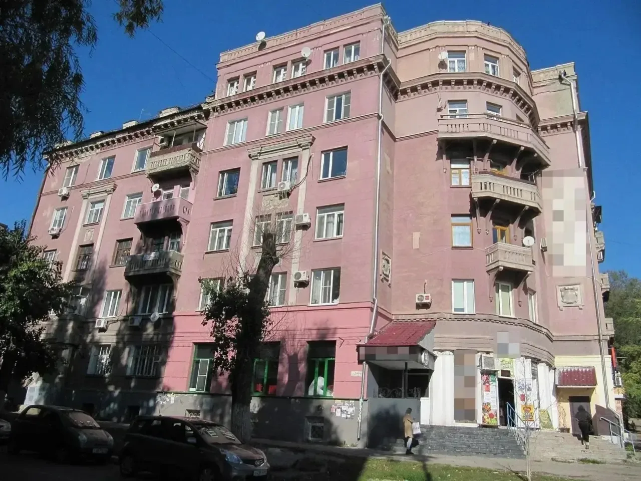 🏡Жители Октябрьского района, продолжаем нашу рубрику «Родные улицы»! 

Мы уже познакомились с истор