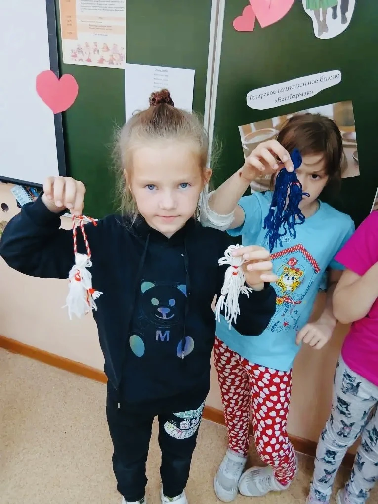 🌞 Четвертый день смены: Луч дружбы в пришкольном лагере «Под знаком единства» 🌞

Сегодня у нас был