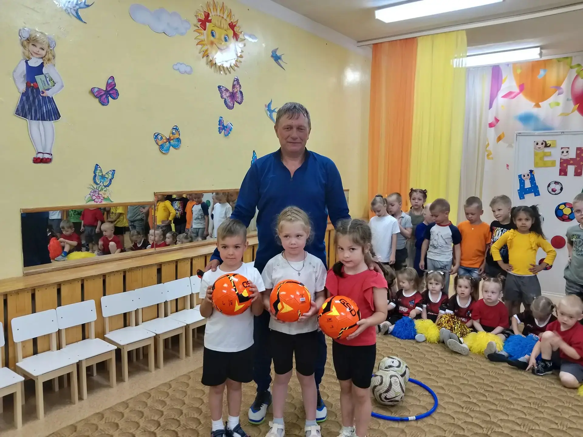 ⚽ Сегодня — Международный день детского
 футбола! ⚽

Сегодня в нашем ДОУ царила
 настоящая
 футбольн