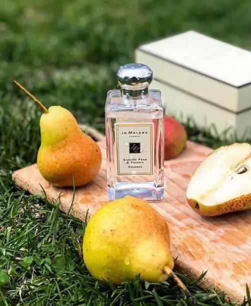 🍐 Продолжаем знакомство с брендом Jo Malone. Сегодня аромат, который пахнет летом и сладкими грушам