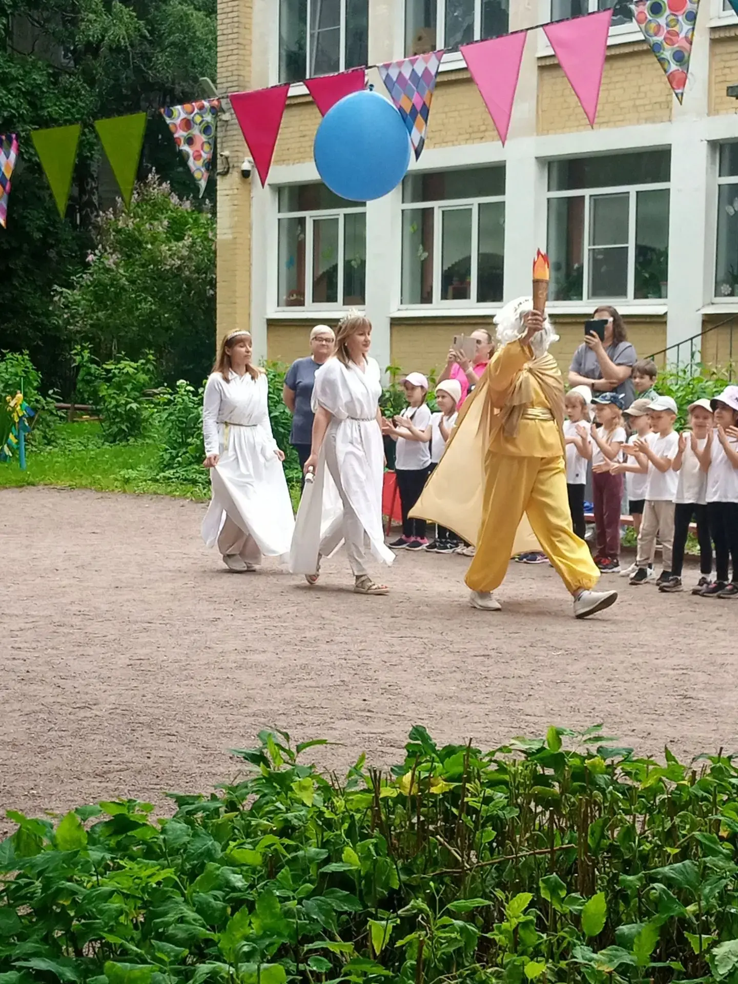 🏅 Сегодня в нашем детском саду царил настоящий спортивный дух! Мы провели Малые Олимпийские Игры! �