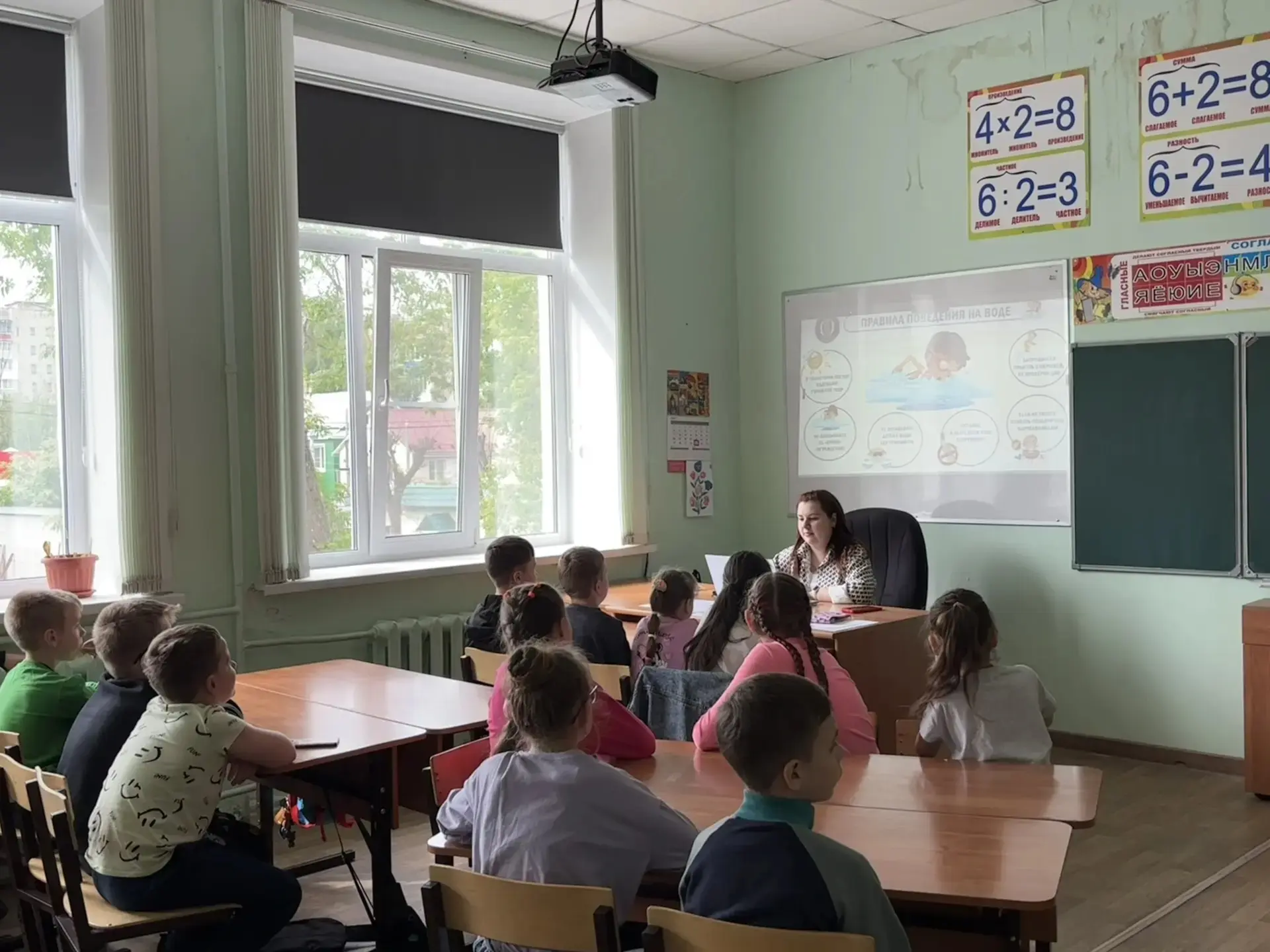Безопасность на воде — это важно! ⚠️

Наши ребята из пришкольного лагеря показали отличные знания в 
