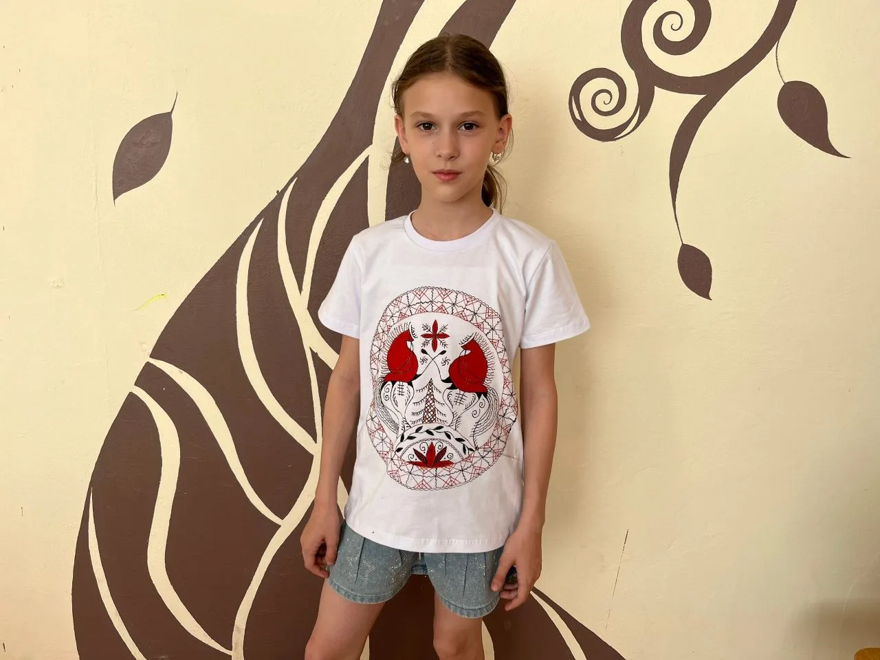 ✨ Эксклюзив в коллекции! ✨

Представляем новую футболку в стиле мезенской росписи — настоящий малень