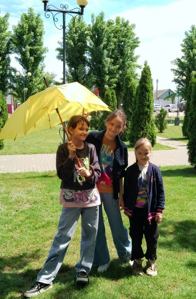 🇷🇺☀ Смена Первых в лагере «Одуванчик»: неделя радости и открытий! 🇷🇺

Вот и завершилась первая н