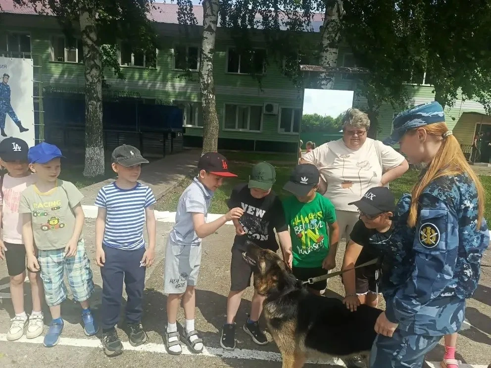 Сегодня ребята из нашего пришкольного лагеря побывали на увлекательной экскурсии в Учреждение УЭ-148