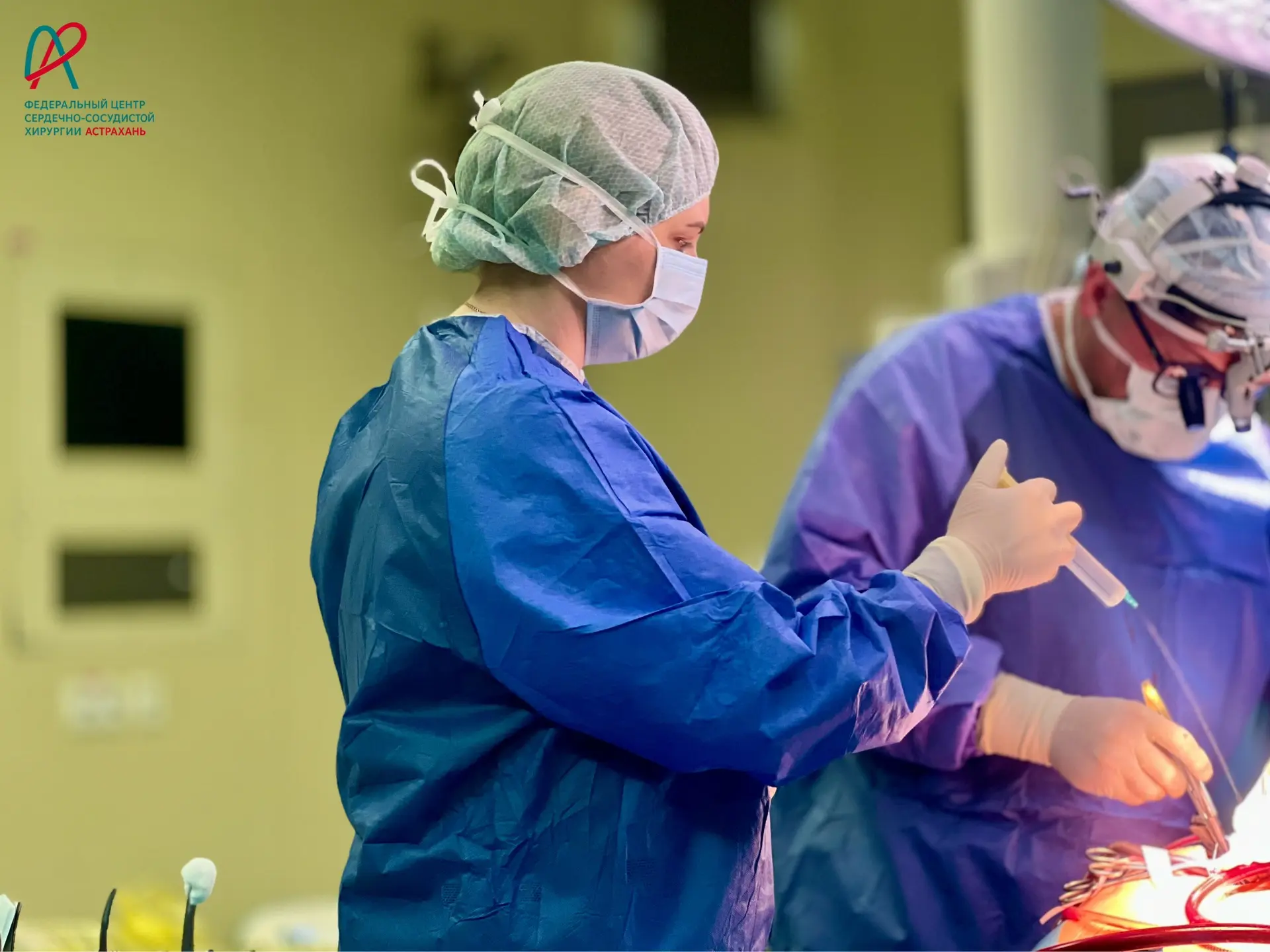 За каждой операцией стоит работа большой команды специалистов, объединённых одной целью – помочь пац