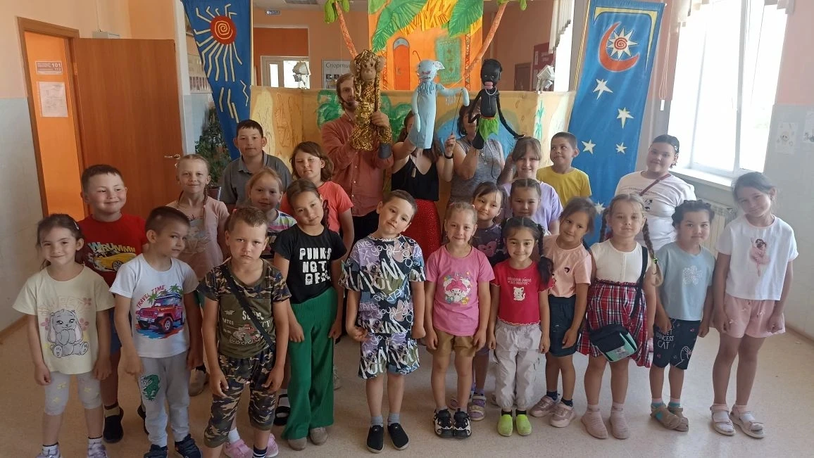 Один день из жизни нашего лагеря: квесты, смех и новые друзья! 🌞

Утро в лагере — это всегда малень