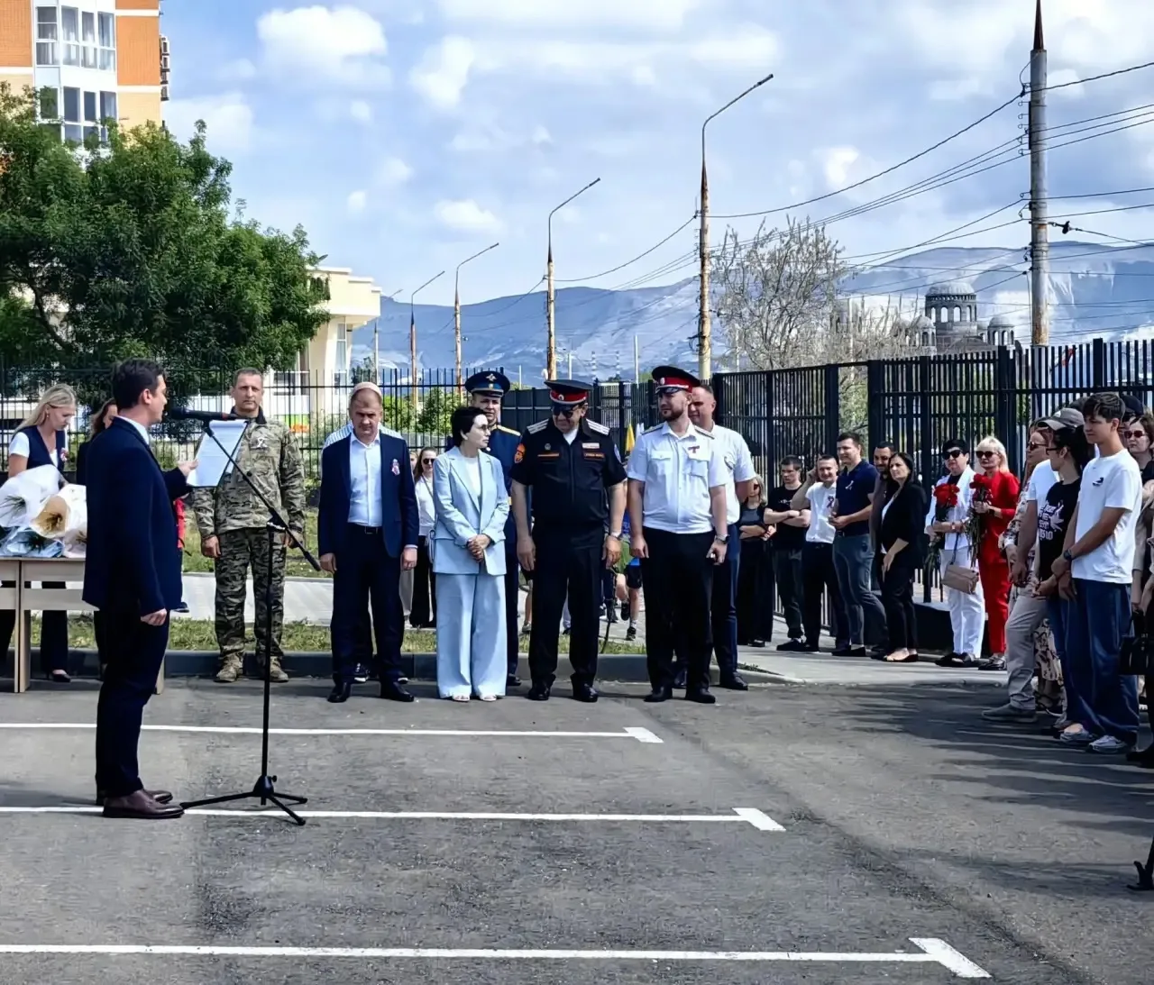 🇷🇺В преддверии Дня России на территории Дворца Единоборств в Южном районе состоялось торжественное
