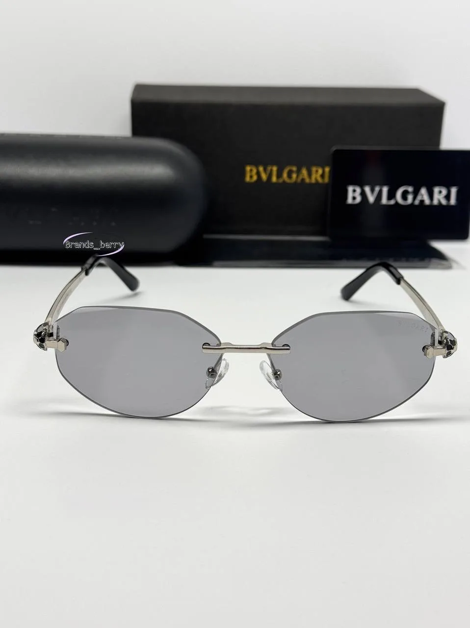 #BVLGARI    

◽️Женские 👓 
◽️Одни очки 
◽️Цена: 2490 ₽ 
◽️Полным Набором:
Коробка , футляр, фирменн