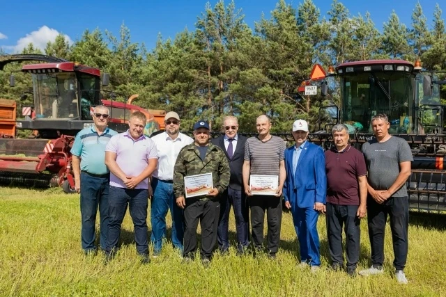 📍 Рабочая поездка депутата Государственной Думы Олега Морозова в Алексеевский район получилась насы