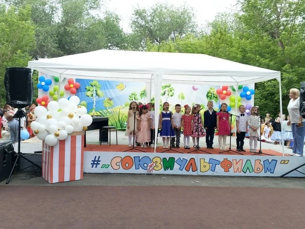 🎉1 июня - «День защиты детей». Воспитанники старшей группы приняли   участие в театрализованном кон