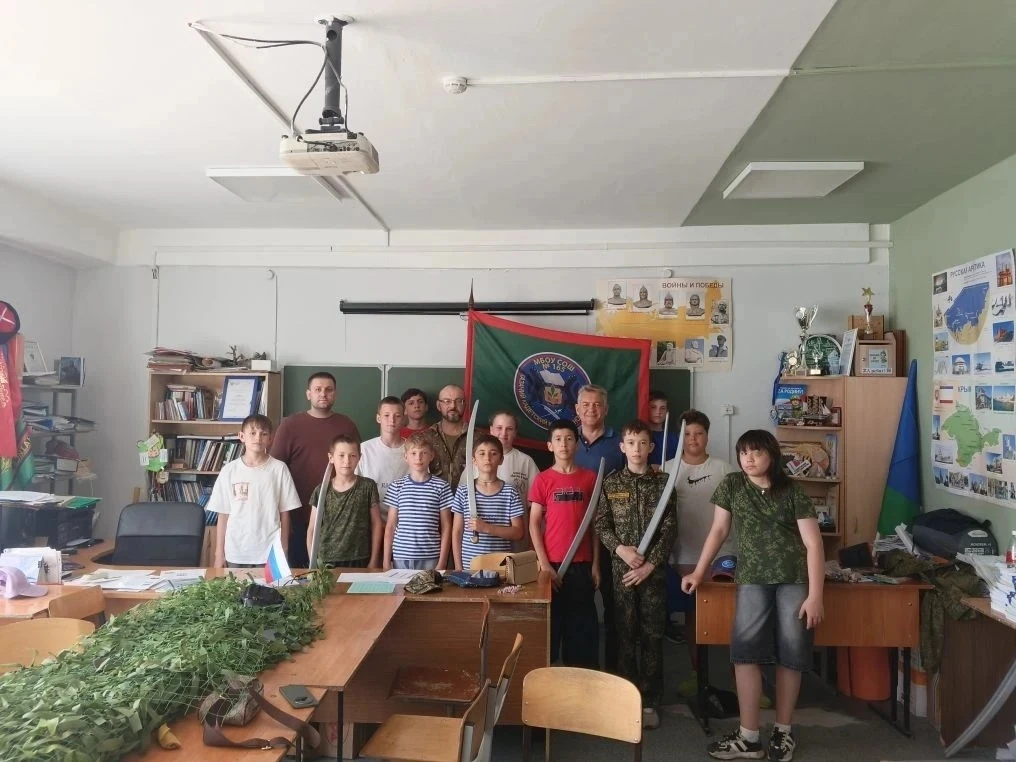 🔥 В Казачьем кадетском корпусе имени В.А. Бердышева состоялся мастер-класс по тактической медицине
