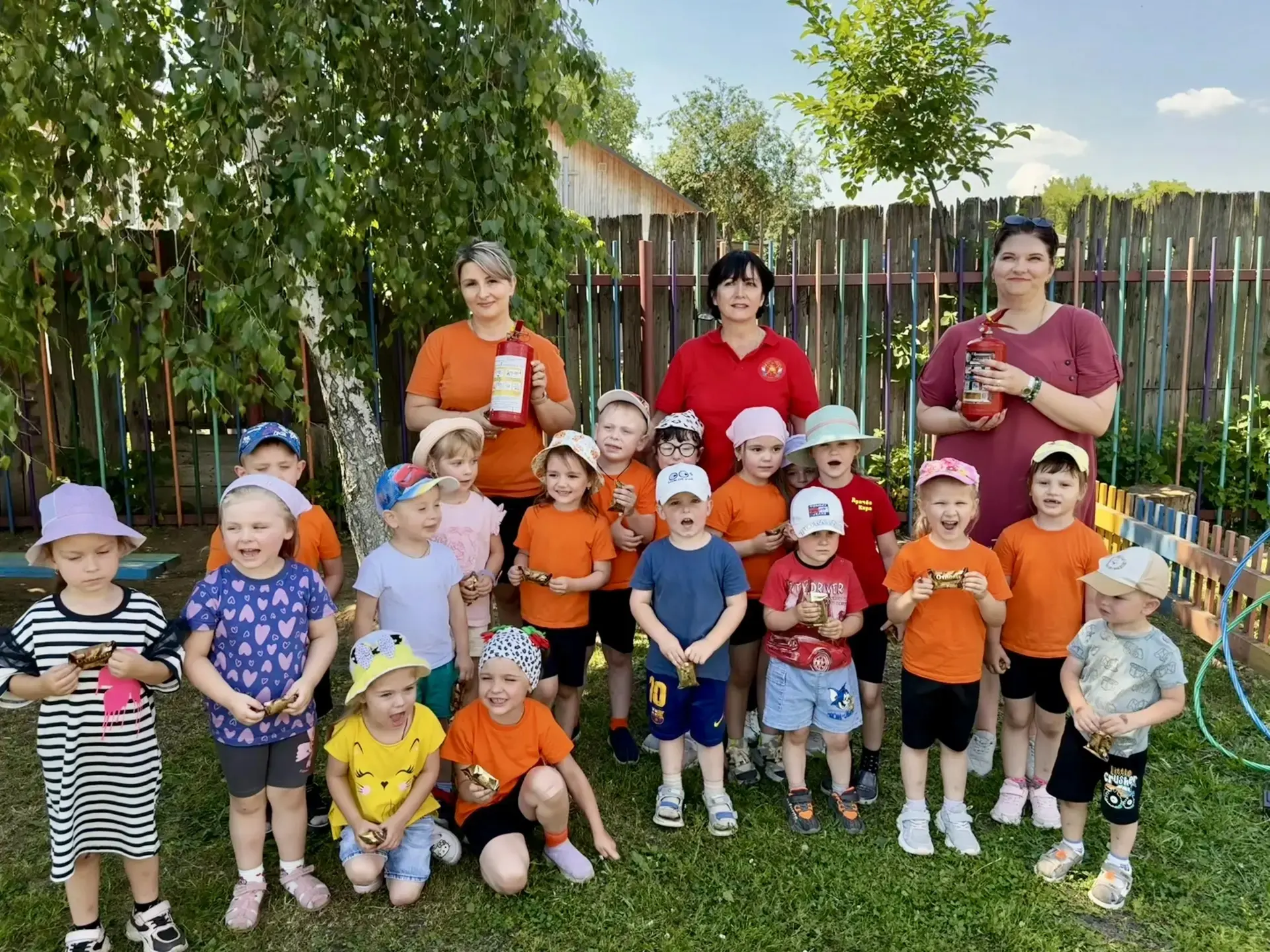 БЕЗОПАСНОСТЬ — ДЕЛО ОБЩЕЕ! 🧯🚒

К ребятам из средней группы «Колокольчики» 🔔(Воспитатель Кузнецова