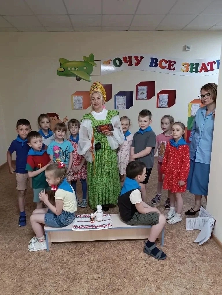 🤍💙❤️ Увлекательная фольклорная экспедиция прошла в детском саду №1 города Балтийска.

🇷🇺 В предд