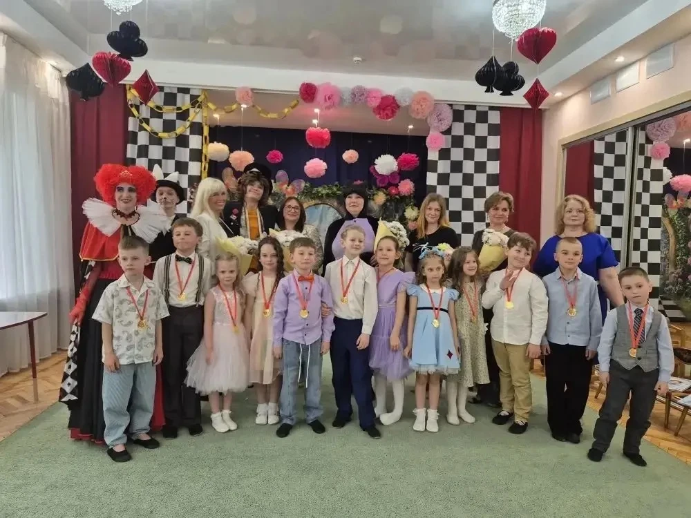 ✨В группе «Колокольчики» царило настоящее волшебство! 

Наши выпускники, словно герои любимой сказки