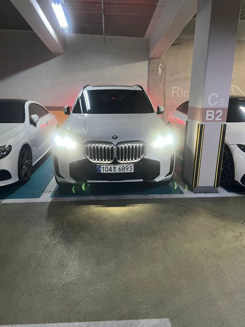 Доступен для покупки в Южной Корее BMW X5 40i M Sport (MSP) 🚀

Автомобиль 2024 года, без ДТП и полн