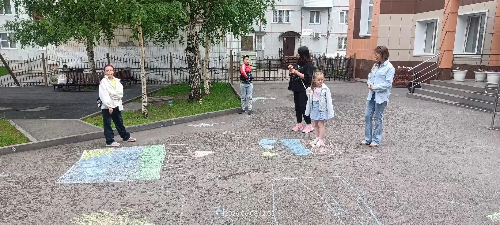 ☀️ Что может быть лучше обычного лета? Только наша профильная смена, где асфальт превращается в гале