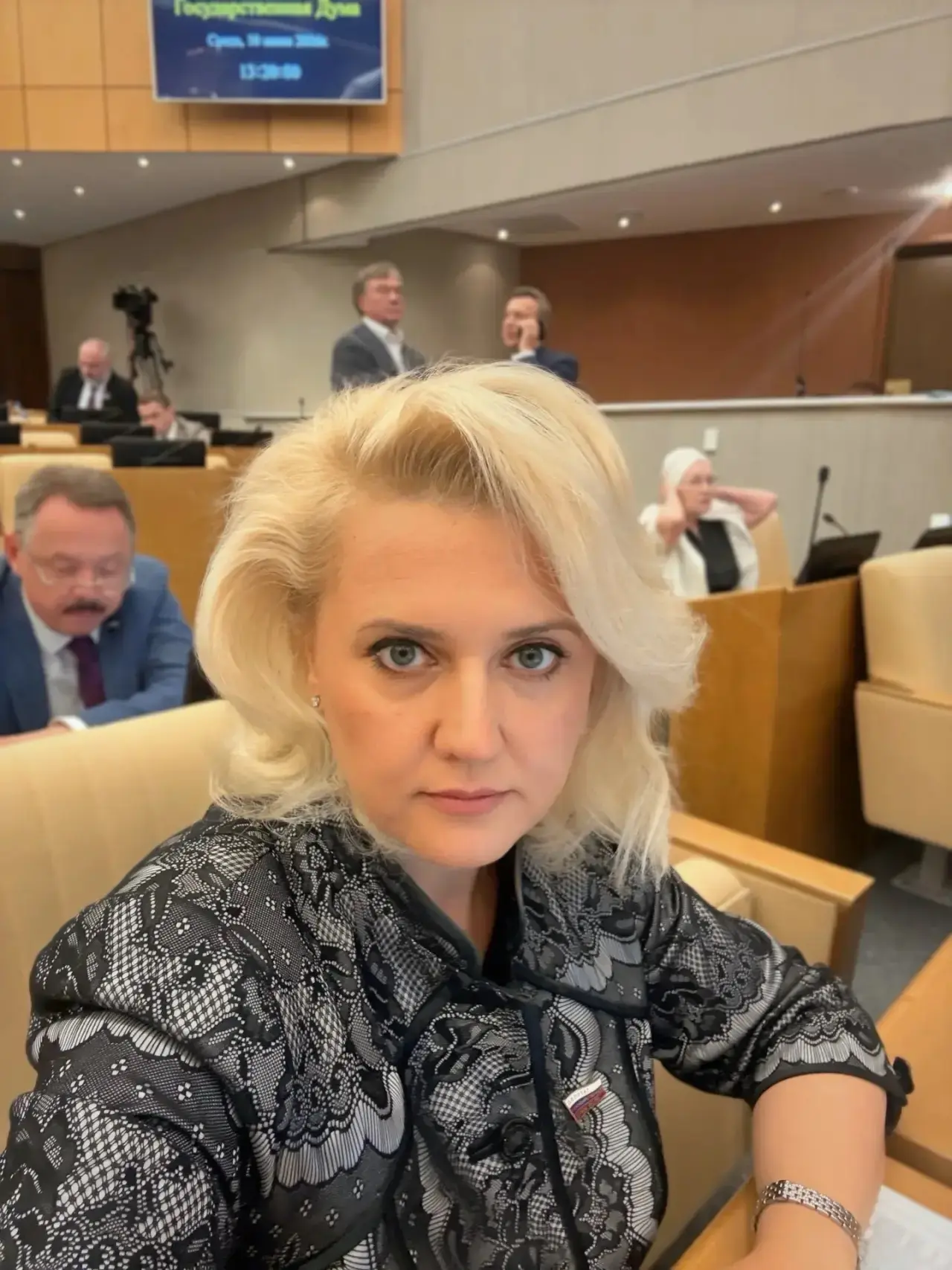 Увеличили пошлины для мигрантов, приезжающих в Россию.

Сегодня поддержали изменения, которые увелич