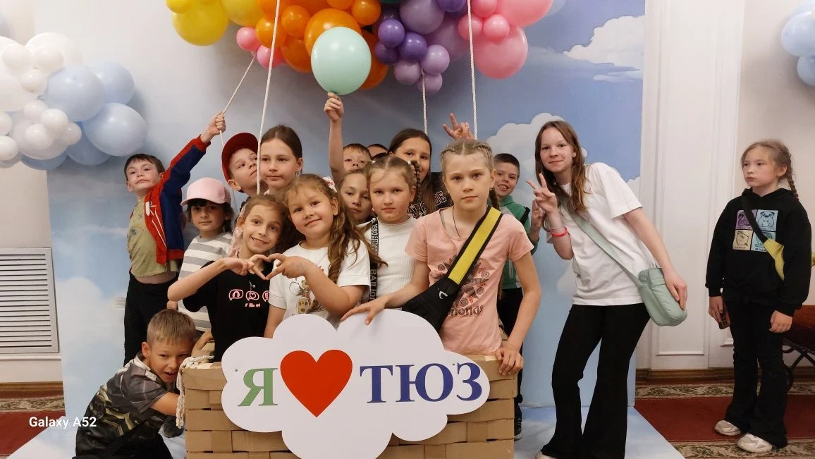 Первая неделя ЛДП «Горизонт» пролетела быстро! 🌞

Сегодняшний день был посвящён Родному языку.
Утро