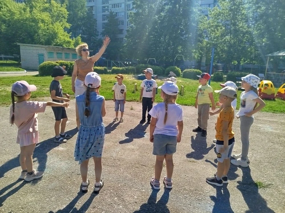 Весело и познавательно отметили День России воспитанники группы"Почемучки". После развлечения ребята