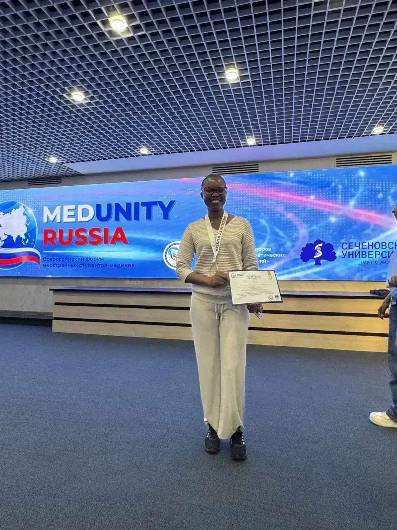 🏆 Победа на MEDUNITY RUSSIA

🇳🇦 Мангулукени Роберт Ндатйооле, студентка второго курса лечебного ф