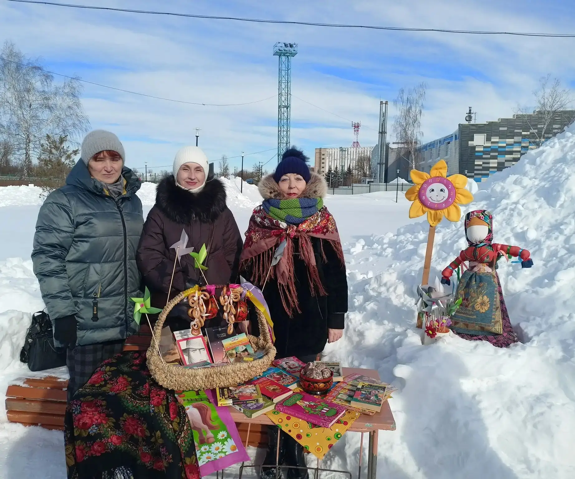 Сотрудники Центральной городской библиотеки имени Л. Н. Никоновой приняли участие в городском праздн
