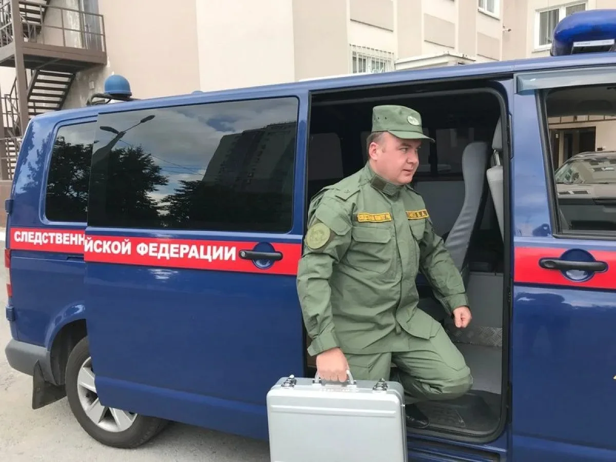 Смертельный удар ножом в
грудь нанесла своему мужу липчанка.

Супруги находились дома в  состоянии а