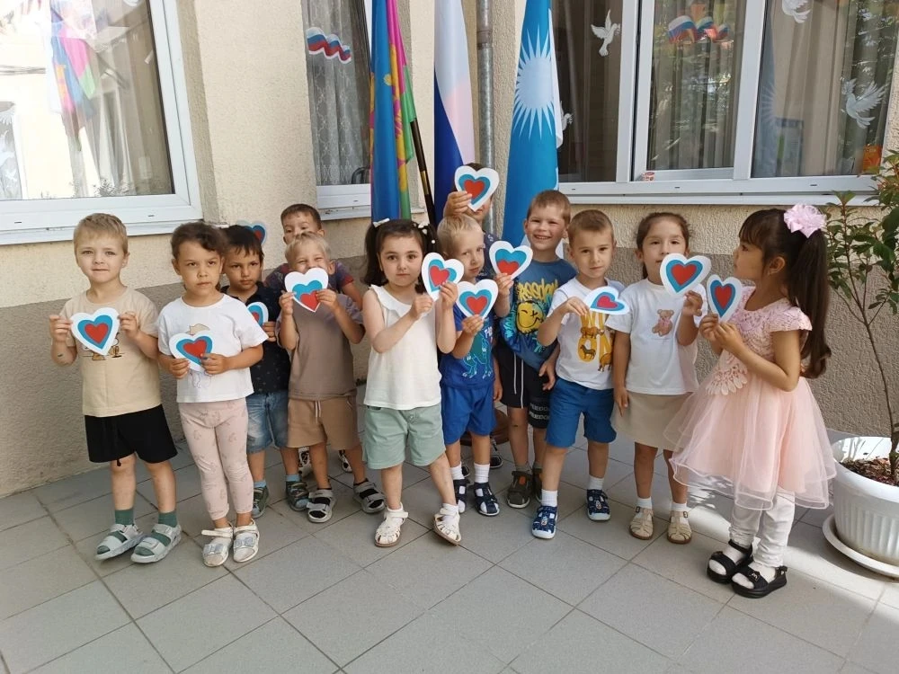 💫«С Днём России! Мира, тепла, добра, радости и света всем нам! Пусть каждый день начинается с хорош