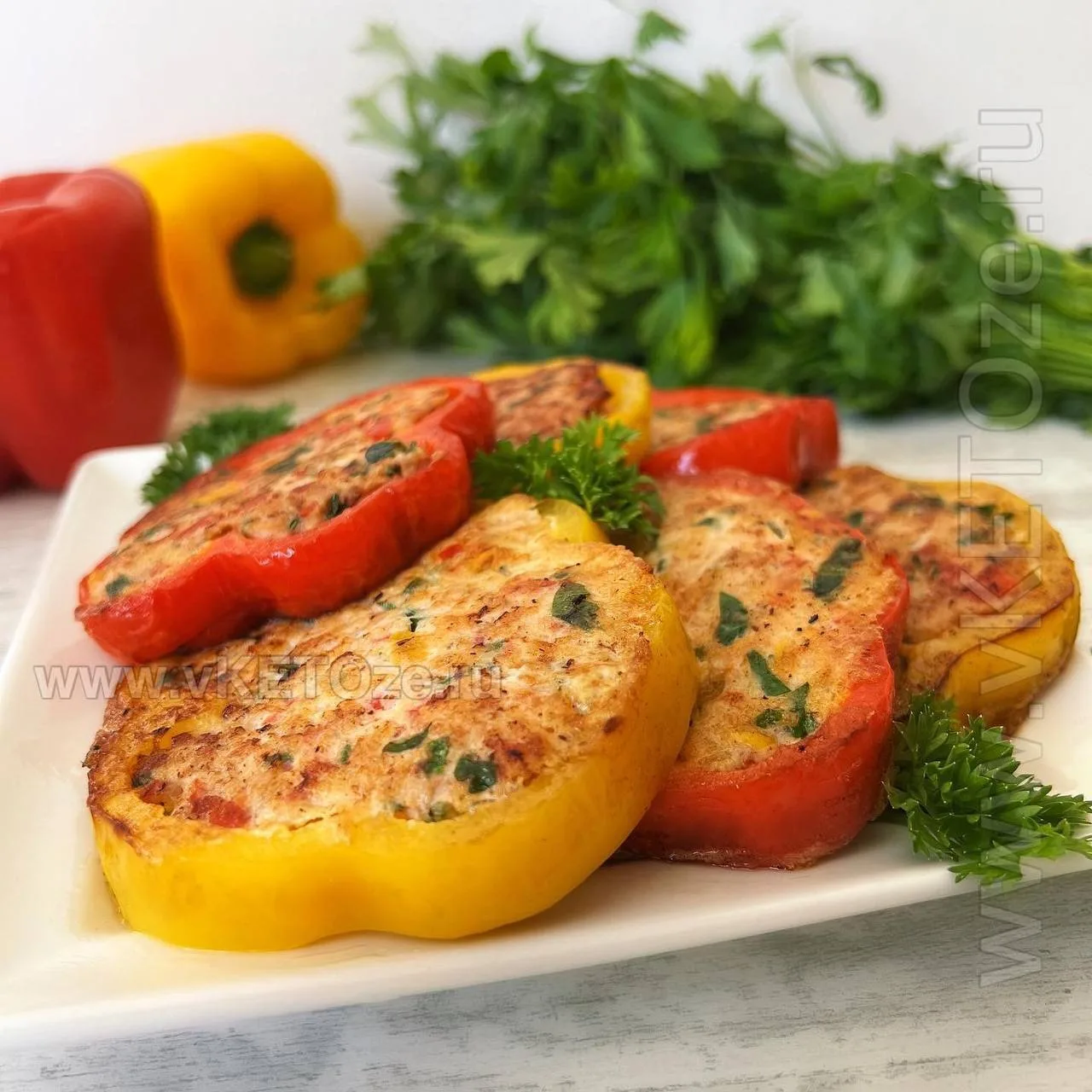 Фаршированные кольца болгарского перца 🌶🫑

Предлагаю интересный вариант фаршированного перца. Реце