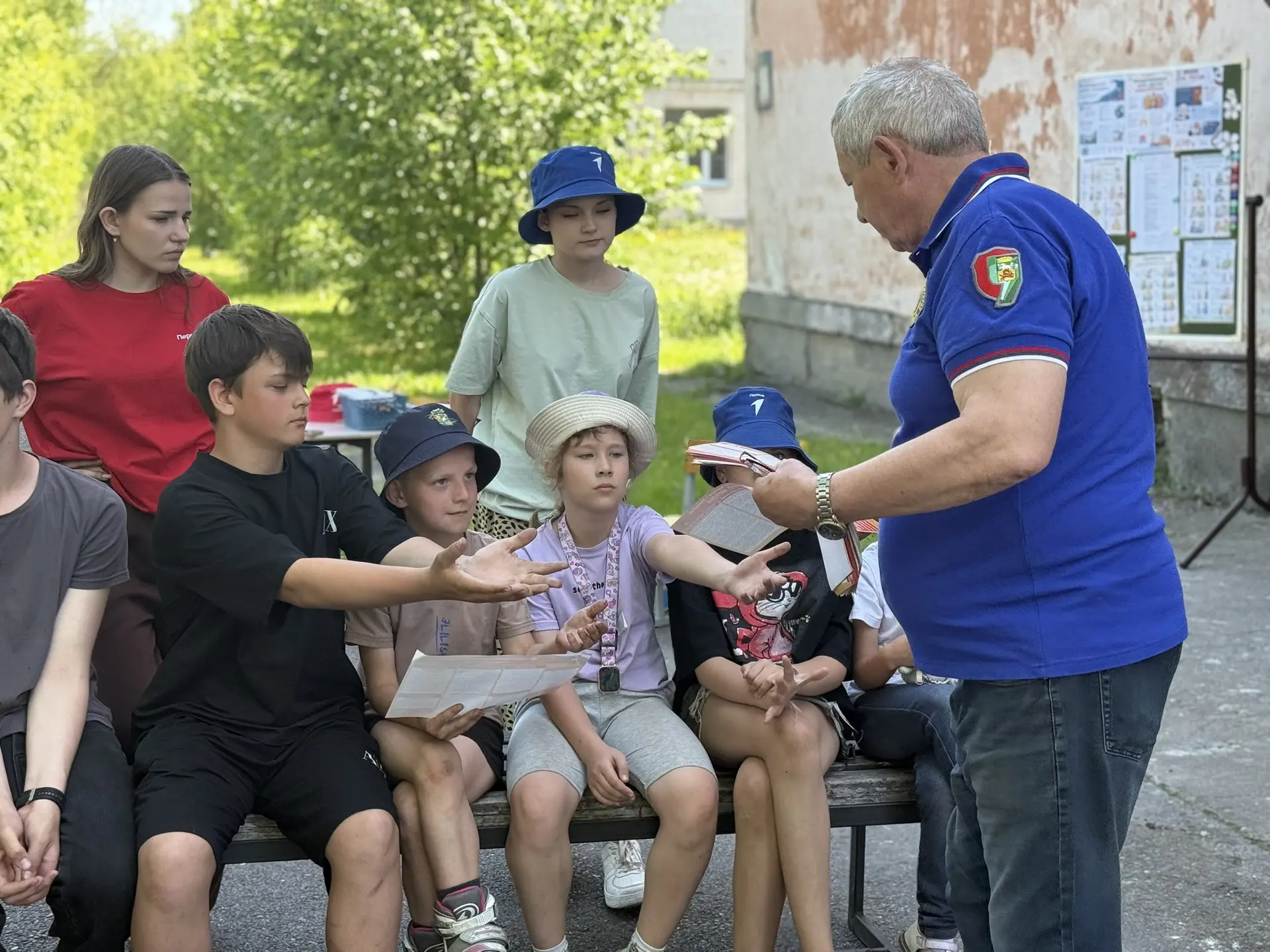 ☝️Безопасность — это важно!

В пришкольном лагере «Светлячок» состоялась важная встреча. Начальник о