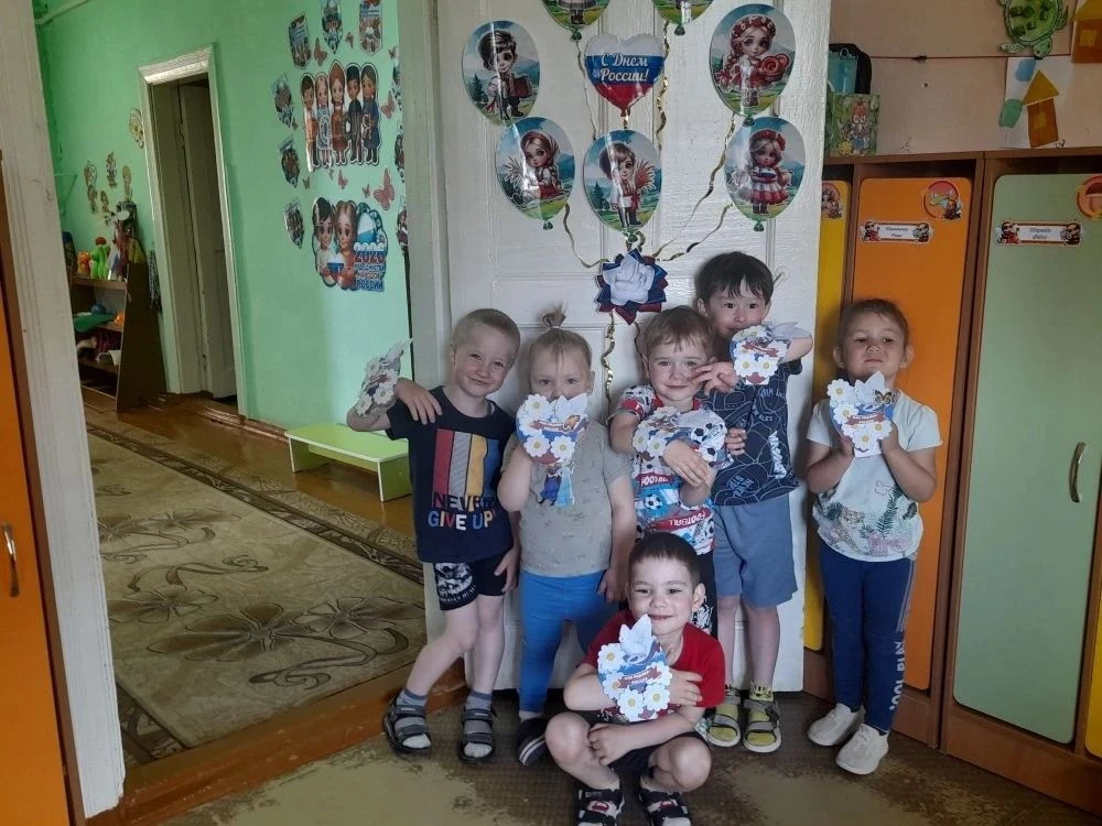 12 июня в России отмечается  День России - государственный праздник , который имеет важное символиче