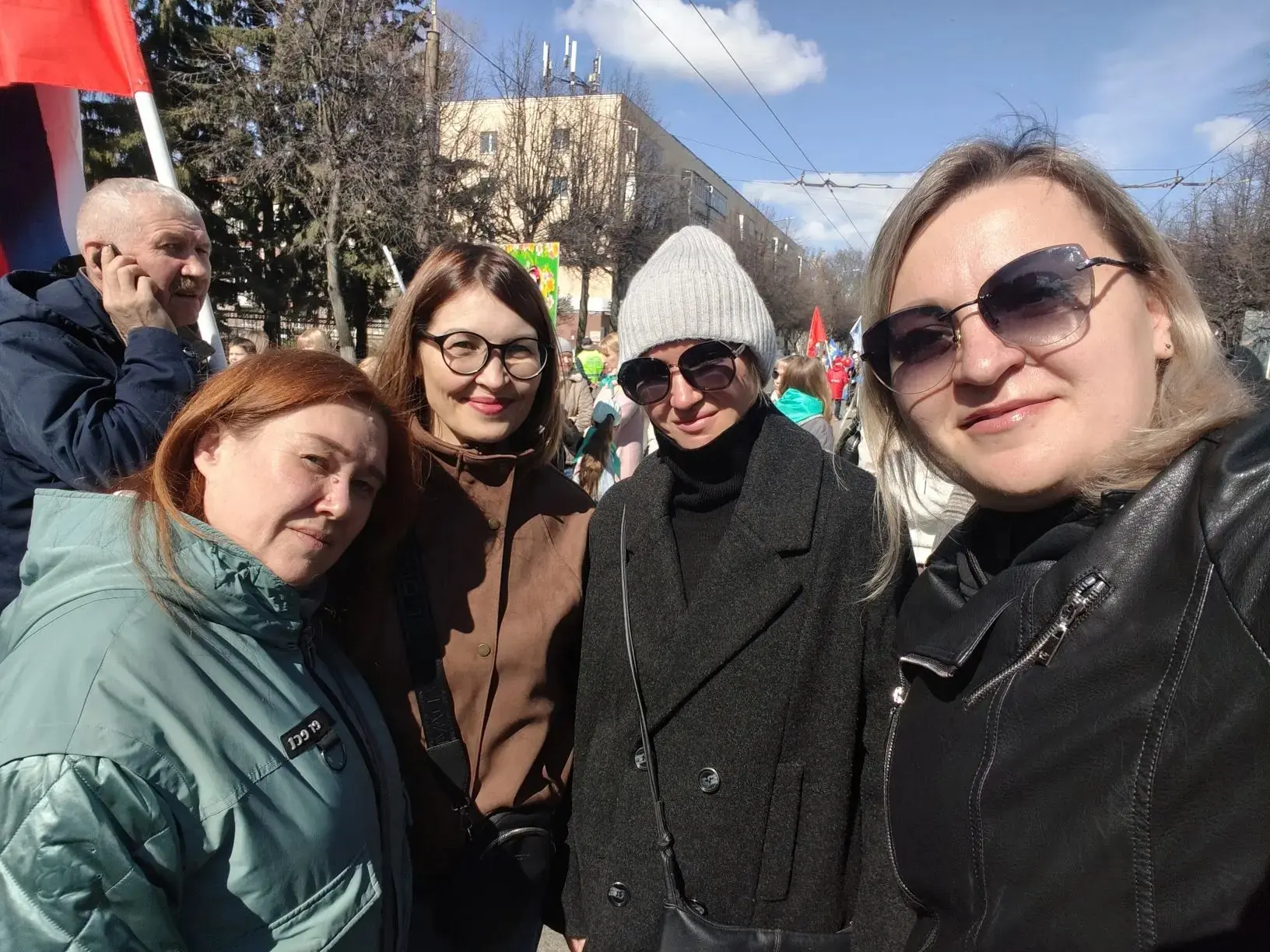 🎈Сотрудники нашего Центра приняли участие в праздничной демонстрации, посвящённой 1 мая — празднику