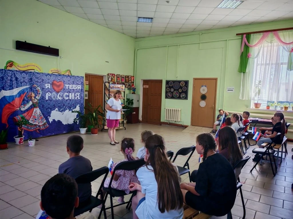 Игровая программа прошла в Нагорьевской библиотеке филиале «Моя Родина - Россия», посвященная Дню Ро