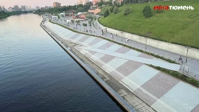 Уровень Туры в Тюмени за сутки, с 13 на 14 июня, снизился ещё на 15 сантиметров и достиг 381 сантиме