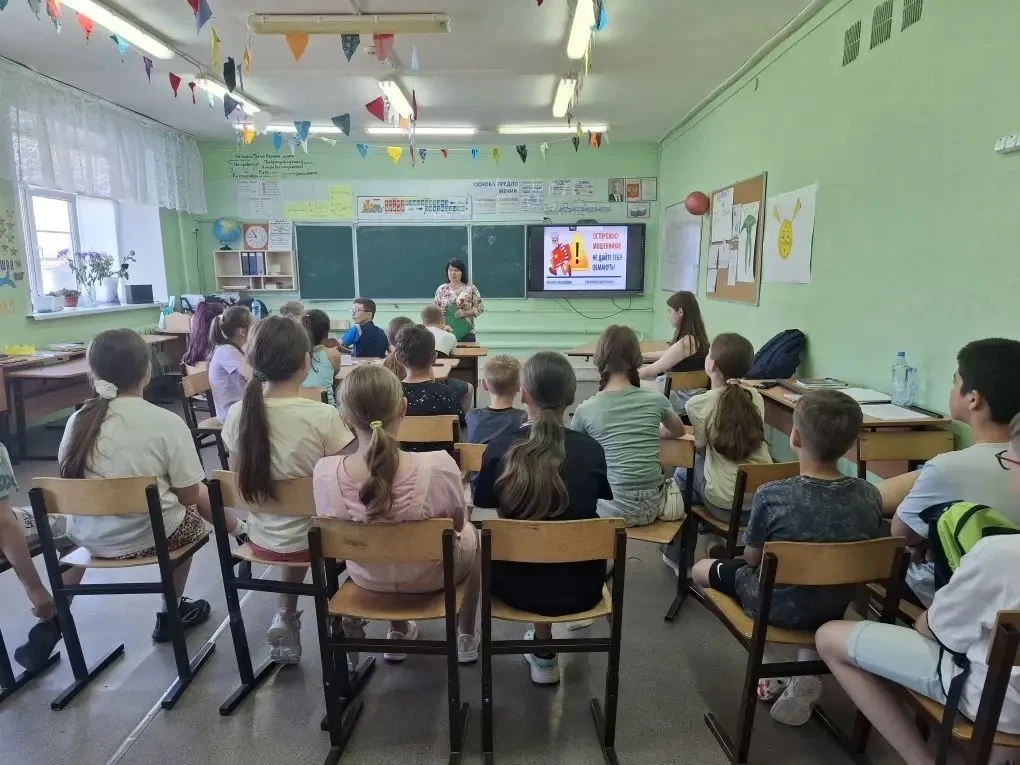 В целях реализации Комплексного плана противодействия идеологии терроризма 10 июня в летнем школьном