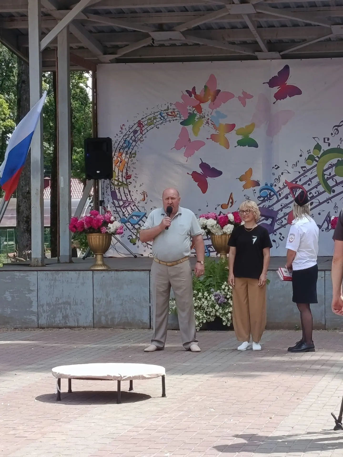 Народы едины под солнцем России!
 
12 июня наша страна отмечает один из самых главных государственны