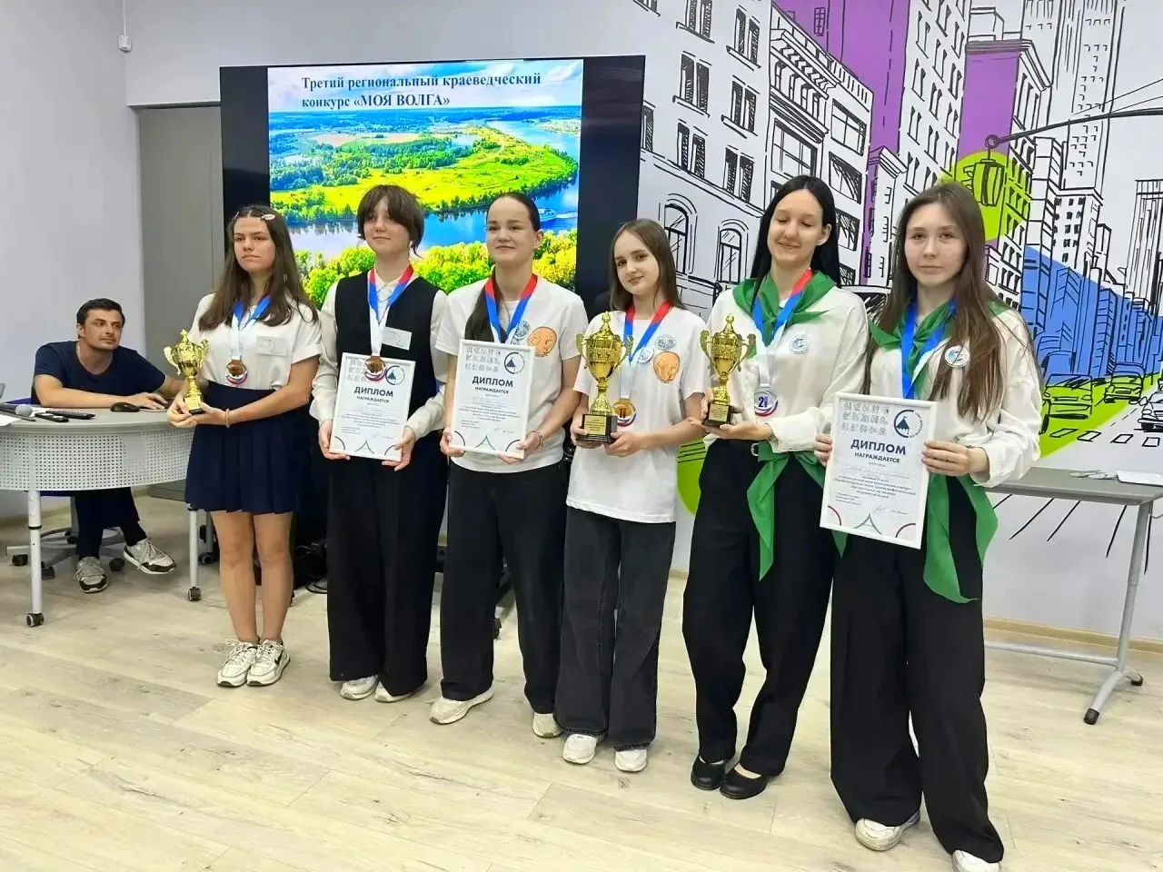 🥉 Гордость АТТ: студентки техникума в числе призёров краеведческого конкурса «Моя Волга»

В Астраха