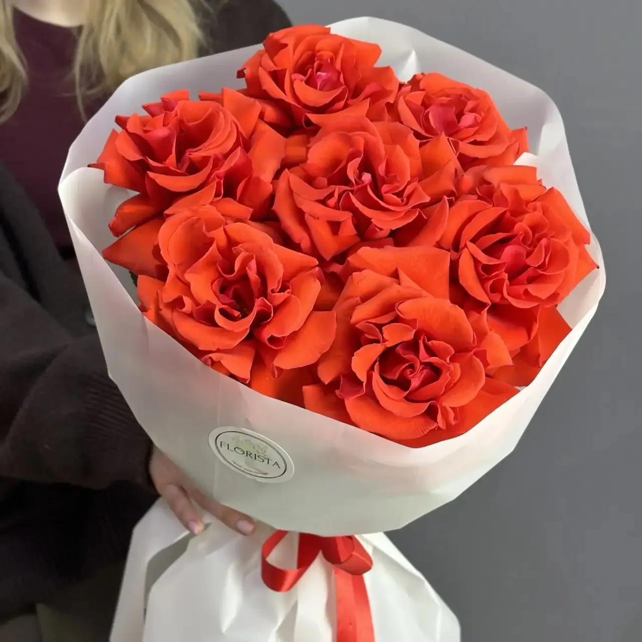 Крупная, стойкая, эффектная❤️

И невероятно красивая — роза Нина! Выглядит супер в монобукетах, выве