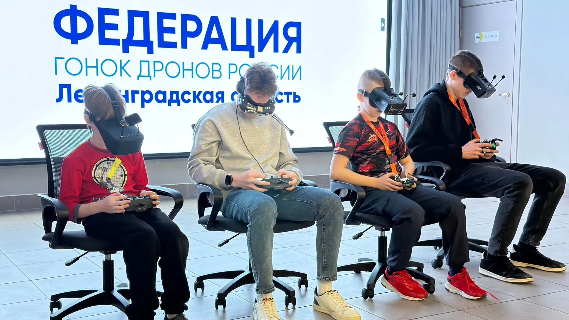 ПОБЕДА!
Команда Любанского центра образования возглавила рейтинг лучших команд Ленинградской области