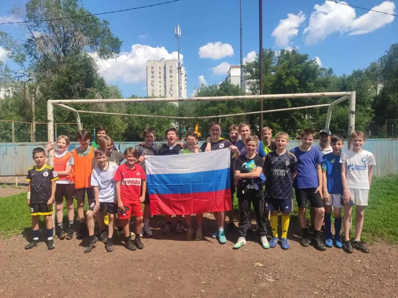🇷🇺 Воспитанники отделения футбола МАУДО «СШ им. Н.Б. Радзевич» под руководством тренера-преподават