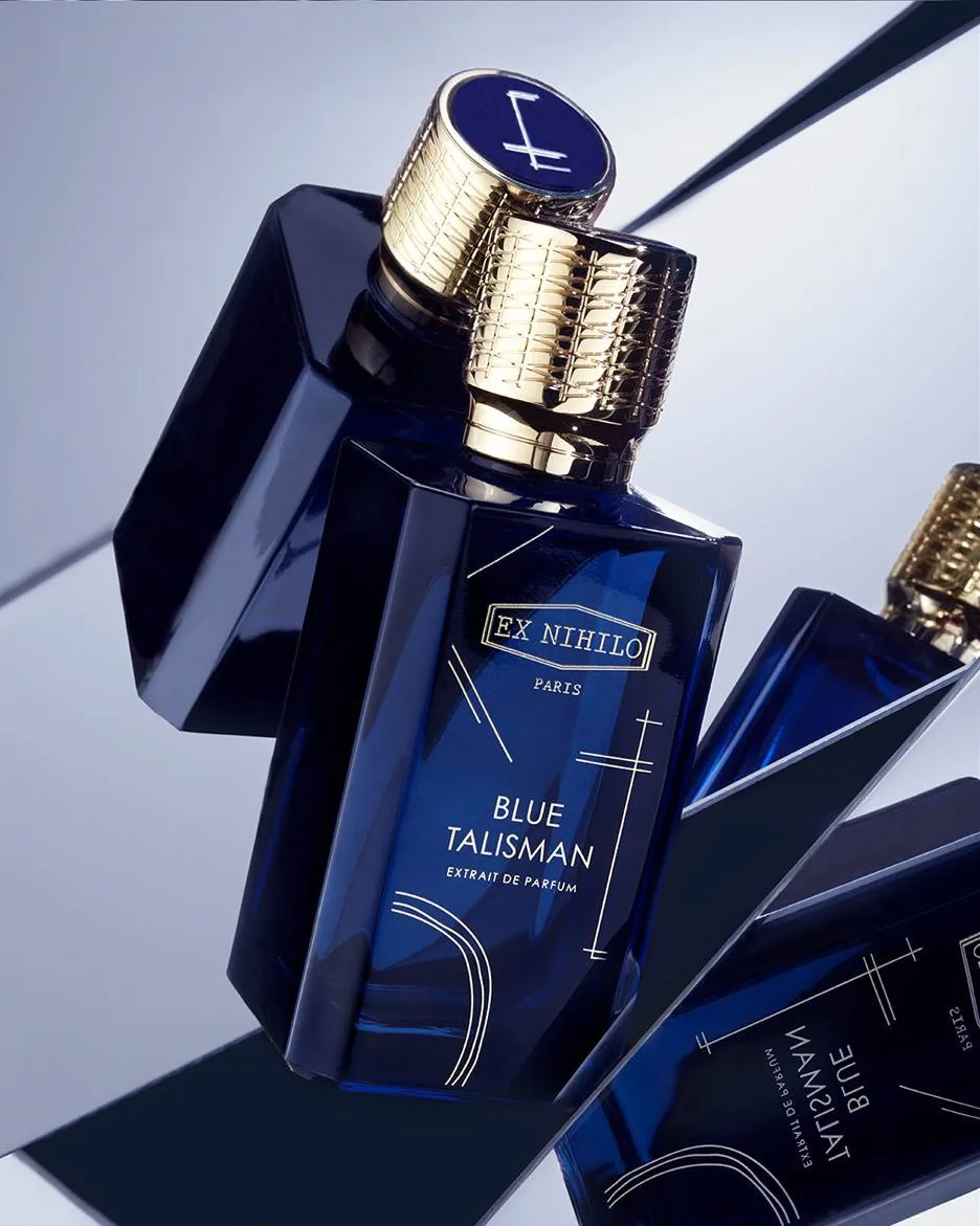 BLUE TALISMAN Extrait Ex Hihilo

Роскошный, пленительный и бесконечно комплиментарный 💔

Микс из тр