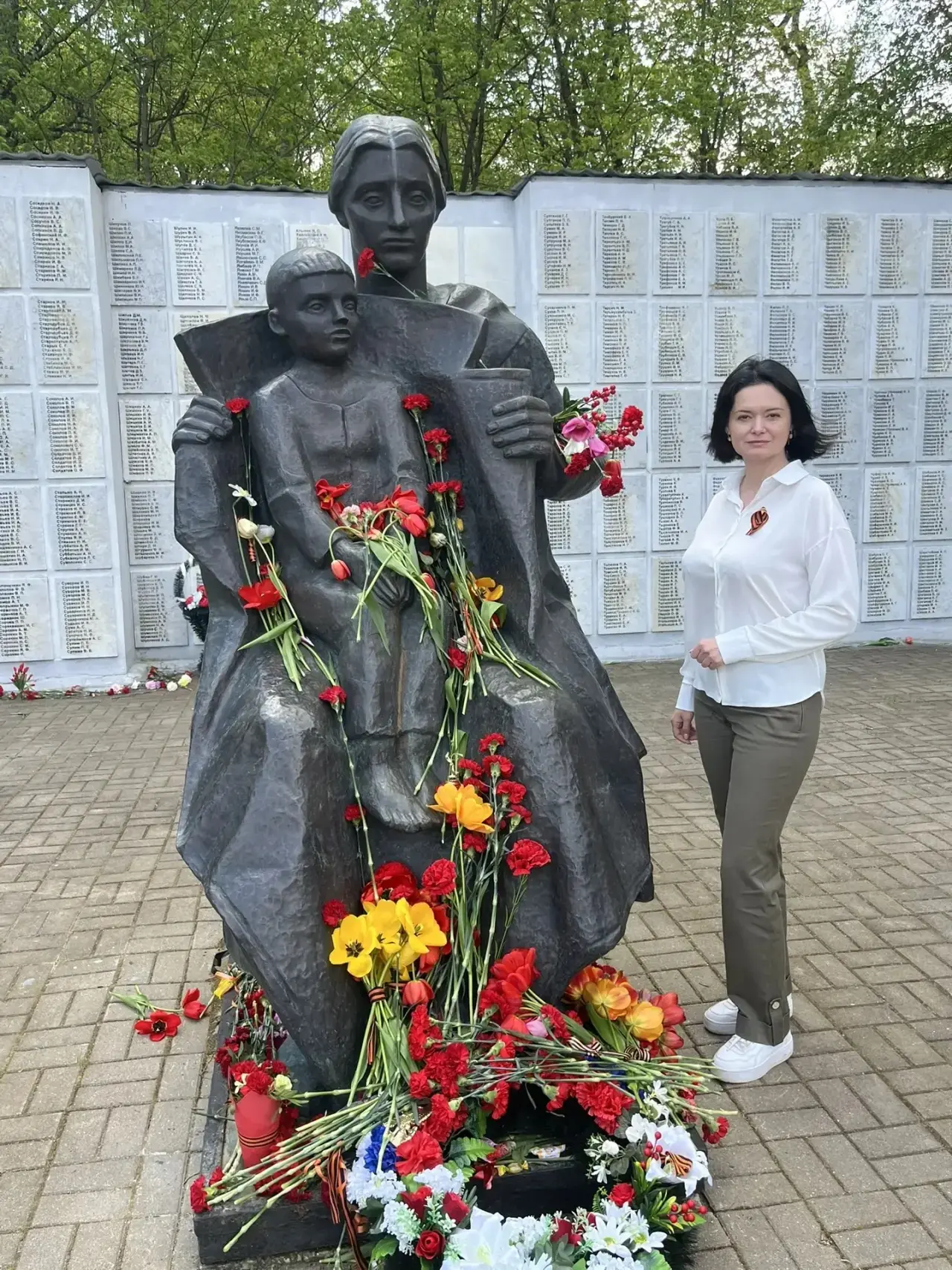 22 июня — День памяти и скорби

85 лет назад началась война, ставшая тяжелейшим испытанием для нашей
