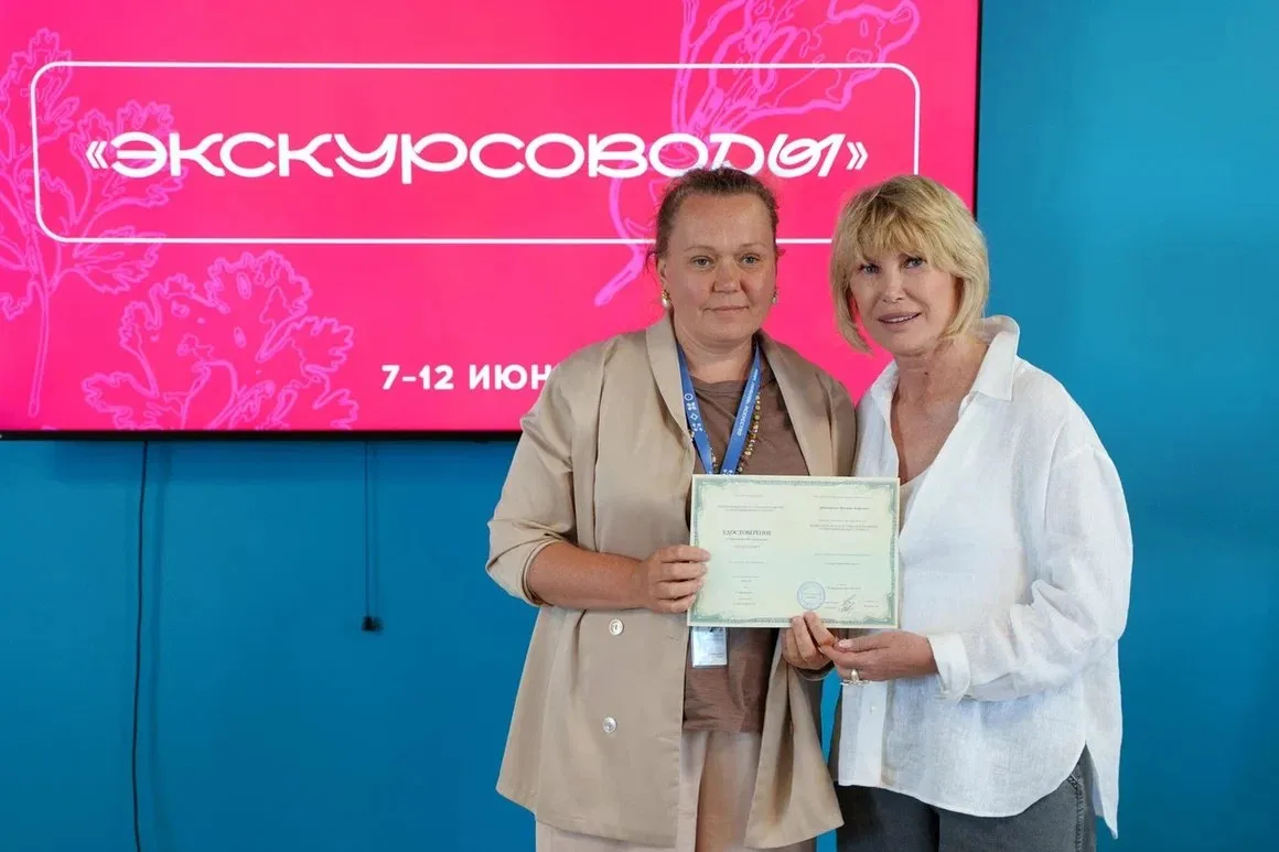 Вернулась с невероятной недели на Таврида.АРТ, где проходила программа «Команда «Гастро.Юг». Экскурс