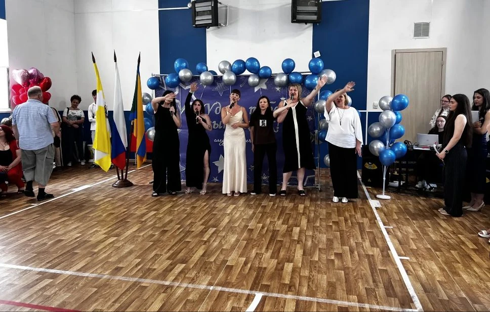 🎉 Торжественный день, который останется в памяти навсегда! 🎉

26 июня в нашей школе прошло торжест