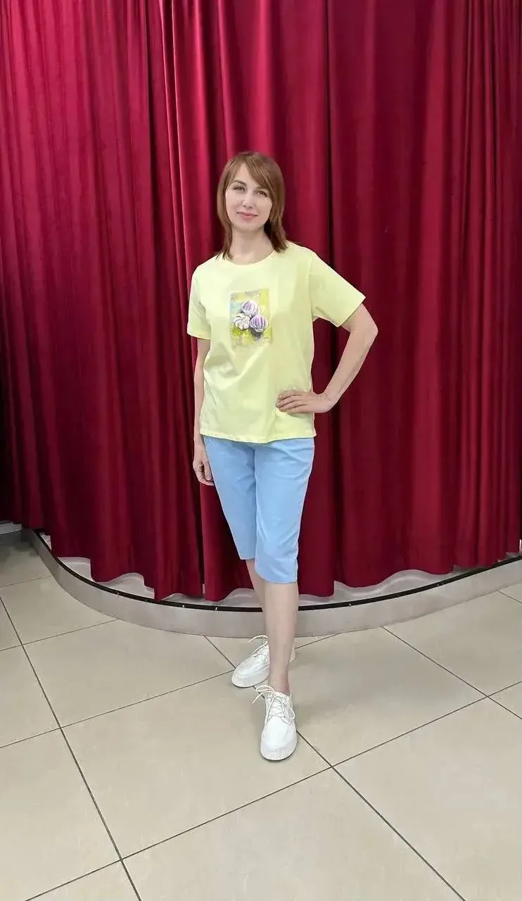 Образ в трендовых оттенках ✨

Сочетание сливочного масла и нежно-голубого цвета — один из самых акту