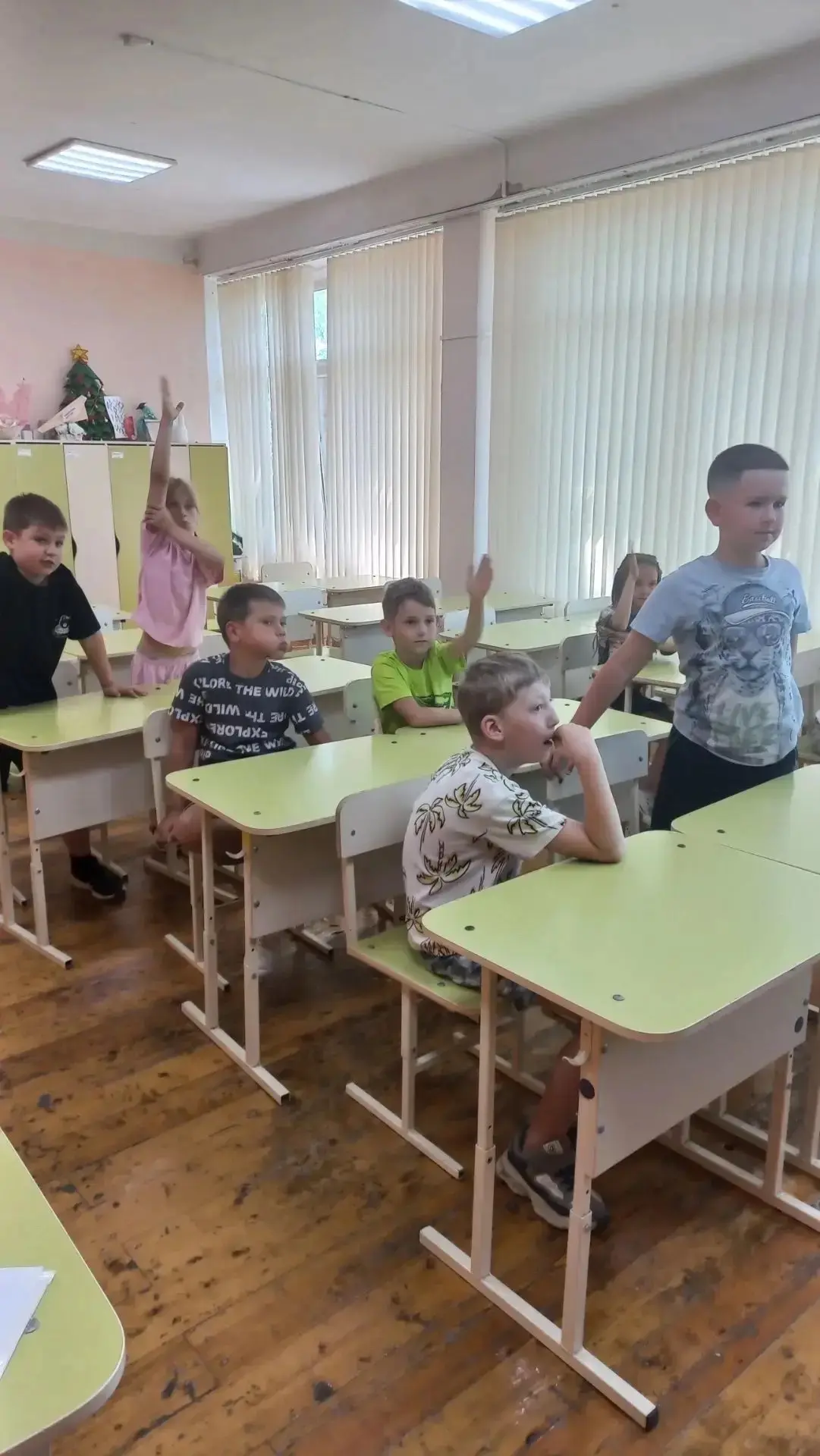 День  памяти и скорби в СШ №19 им. Д.С. Калинина

22 июня – одна из самых печальных дат в истории Ро