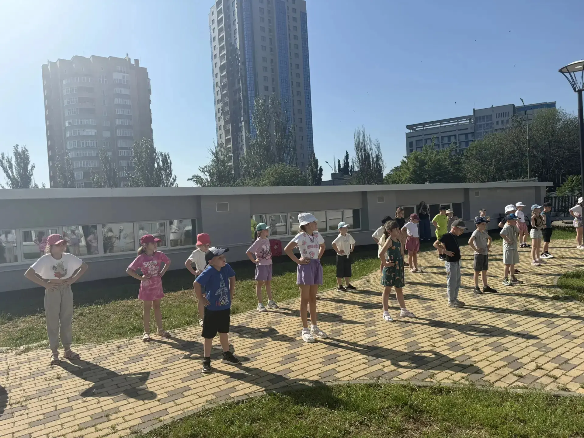 Новый день на досуговой площадке «Планета детства» прошёл под тематикой «День хороших манер» 😊✨

По