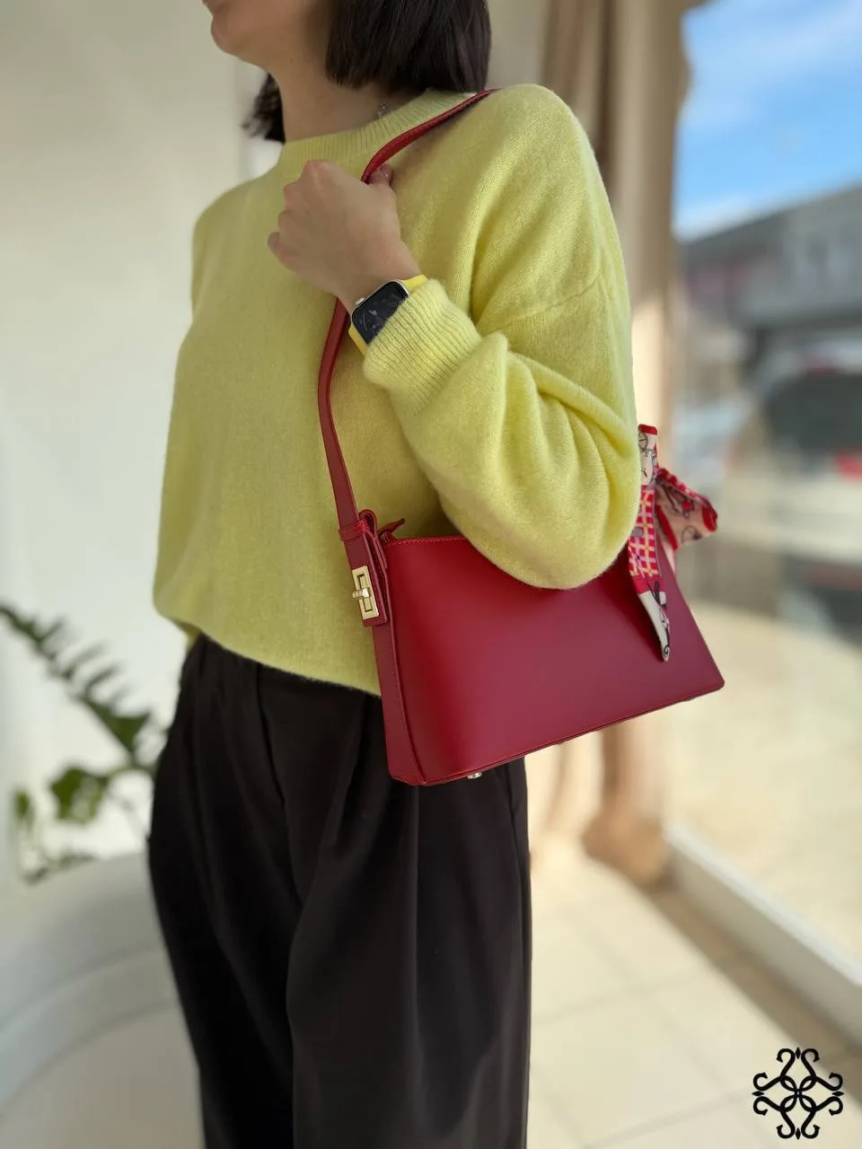 📌 5.500₽
28,5x10,5x16,5 см
Регулируется длина ремешка (на фото показано)
Lea Lab ♥️