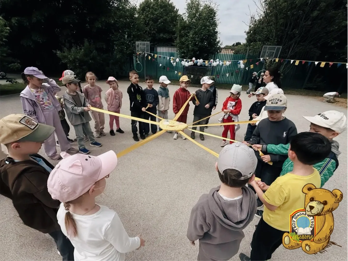 #ДайджестДошколят | Солнечный круг 🌞🎈

В дошкольном здании «Радость» прошло яркое летнее развлечен